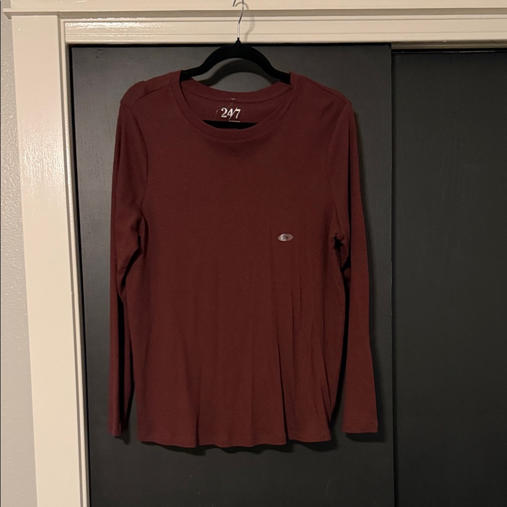 Maurices Women's Long-Sleeve Crewneck Tee - Maroon